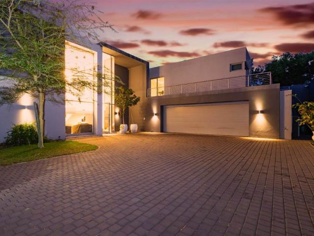 House for sale in Johannesburg, North & Sandton