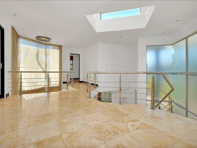 House for rent in Johannesburg, North & Sandton