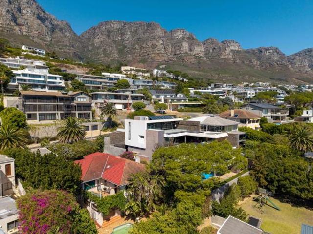 House for sale in Cape Town, Western Cape