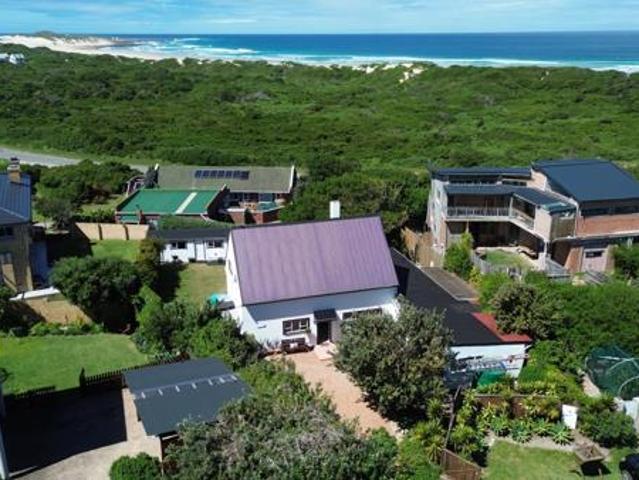 House for sale in Cape St Francis, Eastern Cape