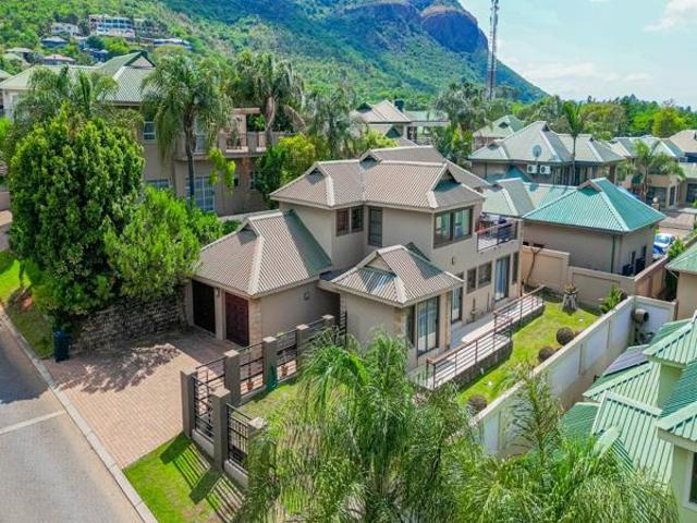 House for sale in North West