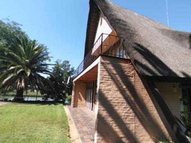 House for sale in Dr Ruth Segomotsi Mompati District Municipality, North West
