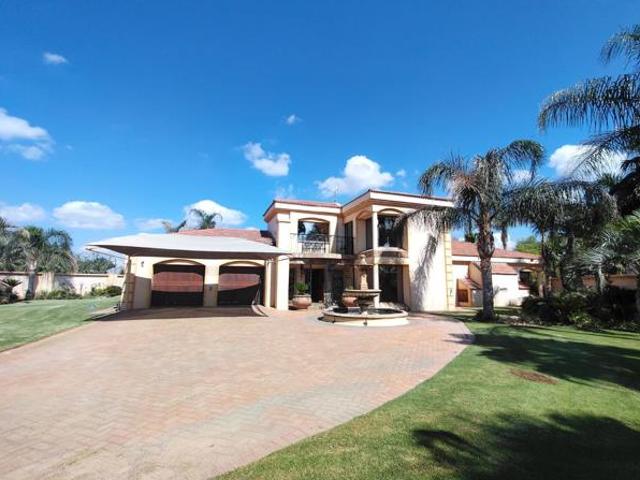 House for sale in Dr Ruth Segomotsi Mompati District Municipality, North West