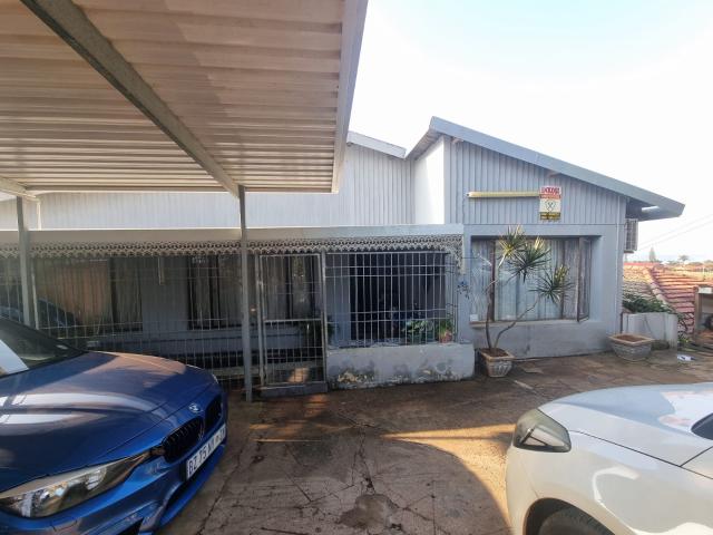 House for sale in Seaview, Kwazulu-natal