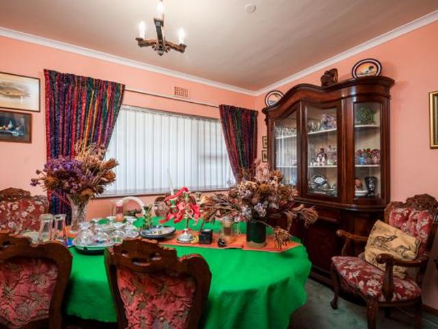 House for sale in Cape Town, Western Cape