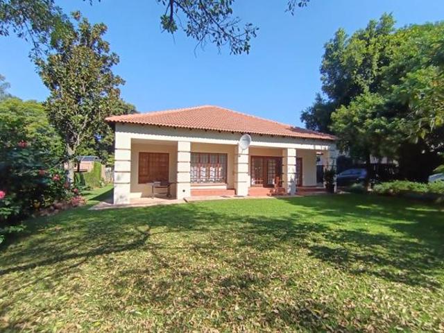 House for rent in Waterkloof, Gauteng