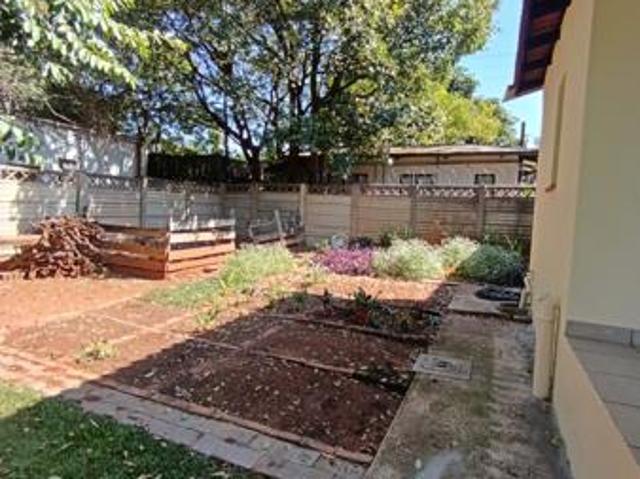 House for rent in Waterkloof, Gauteng