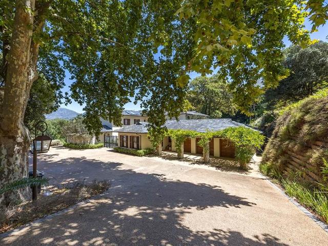 House for sale in Cape Town, Southern Suburbs