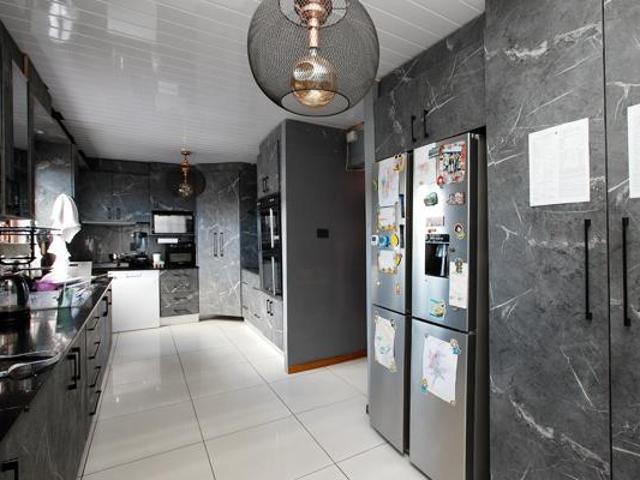 House for sale in Cape Town, Western Cape