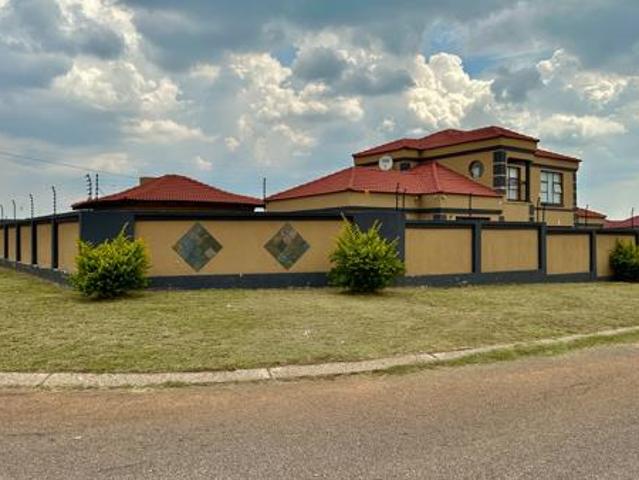 House for sale in Waterkloof, Gauteng