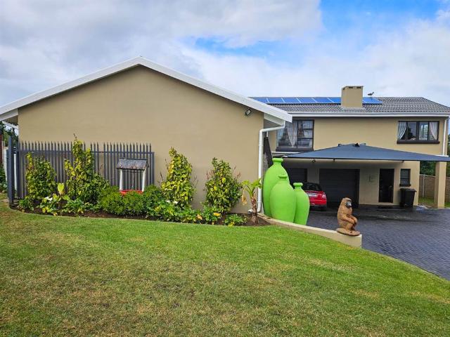 House for sale in Groot Brak Rivier, Western Cape