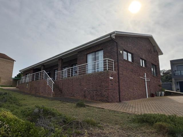 House for sale in Groot Brak Rivier, Western Cape