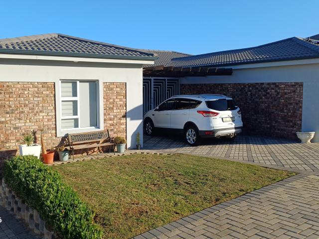 House for sale in Groot Brak Rivier, Western Cape