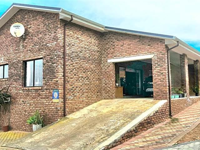House for sale in Groot Brak Rivier, Western Cape
