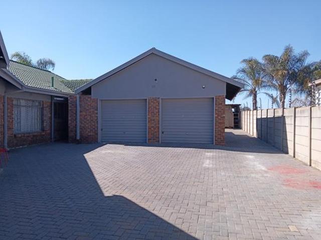 House for sale in eMalahleni, Emalahleni Local Municipality