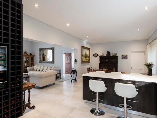 House for sale in Cape Town, Western Cape