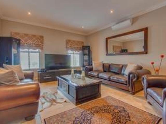 House for sale in Cape Town, Western Cape