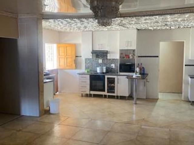 House for sale in Queenstown, Eastern Cape