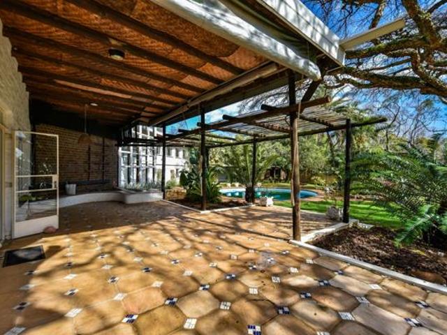 House for rent in Waterkloof, Gauteng