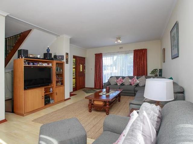 House for sale in Cape Town, Western Cape