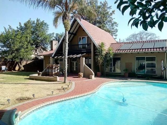 House for rent in Farrarmere, Ekurhuleni