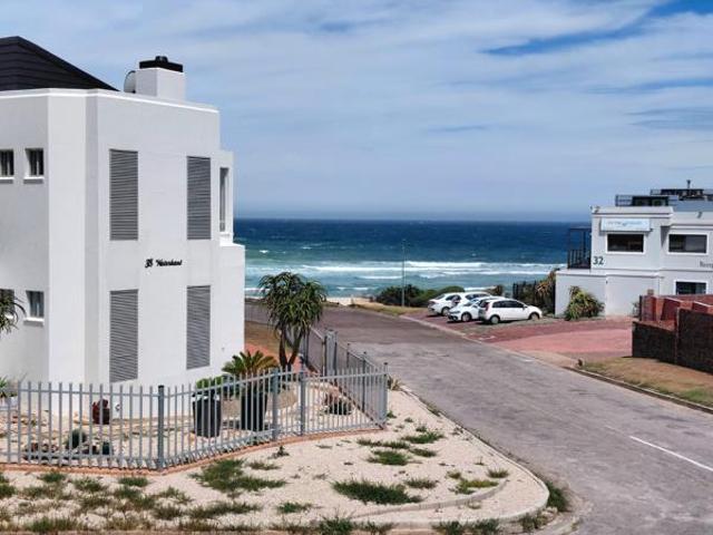 House for sale in Cape St Francis, Eastern Cape