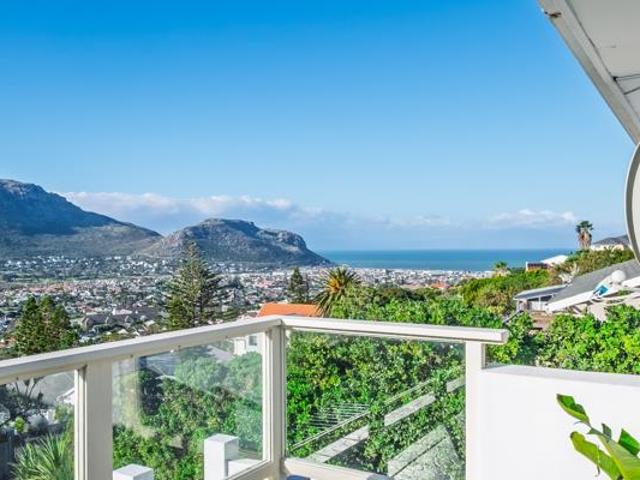House for sale in Cape Town, Western Cape