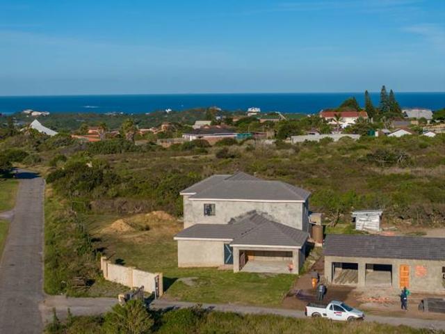 House for sale in Bushmans River Mouth, Eastern Cape