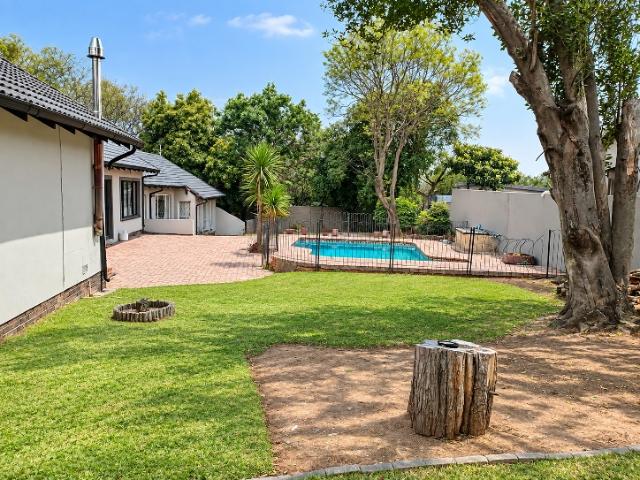 House for rent in Sandton, City of Johannesburg Metropolitan Municipality