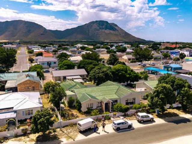 House for sale in Rietpoel, Theewaterskloof Local Municipality