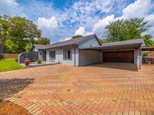 House for sale in Waterkloof, Gauteng