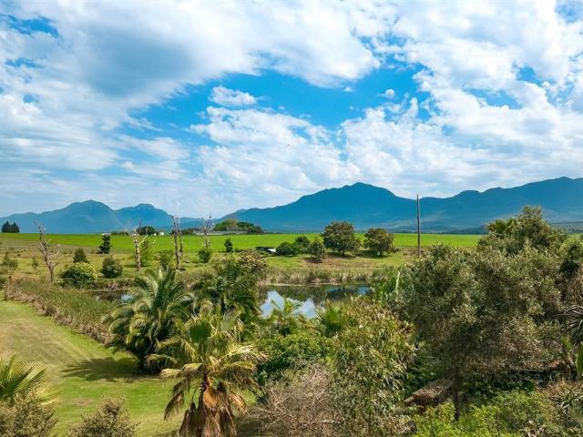 House for sale in Groot Brak Rivier, Western Cape