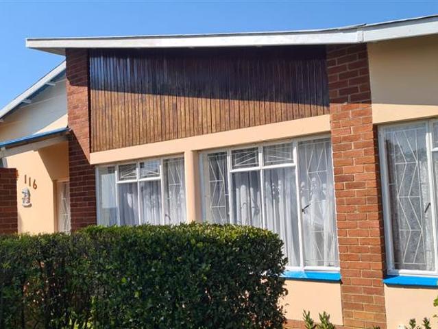 House for sale in Glencoe, Kwazulu-natal