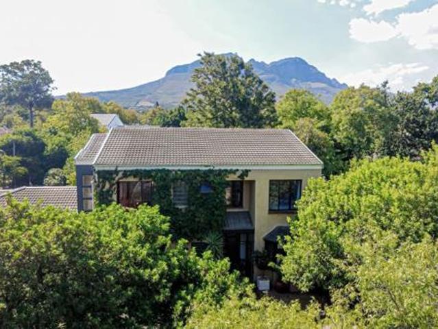 House for sale in Cape Town, Western Cape