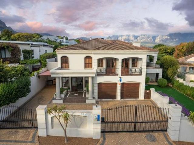 House for sale in Cape Town, Western Cape