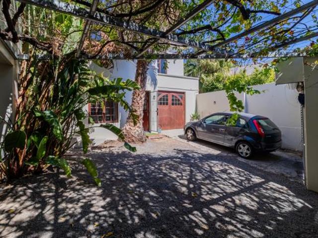 House for sale in Cape Town, Western Cape