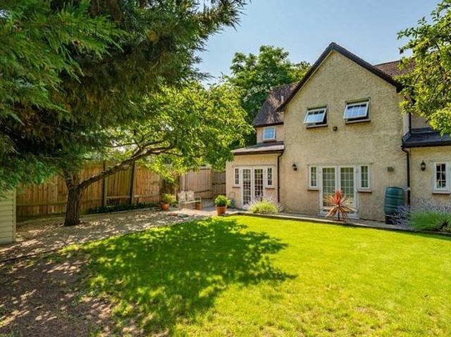 House for rent in London Borough of Ealing, Perivale