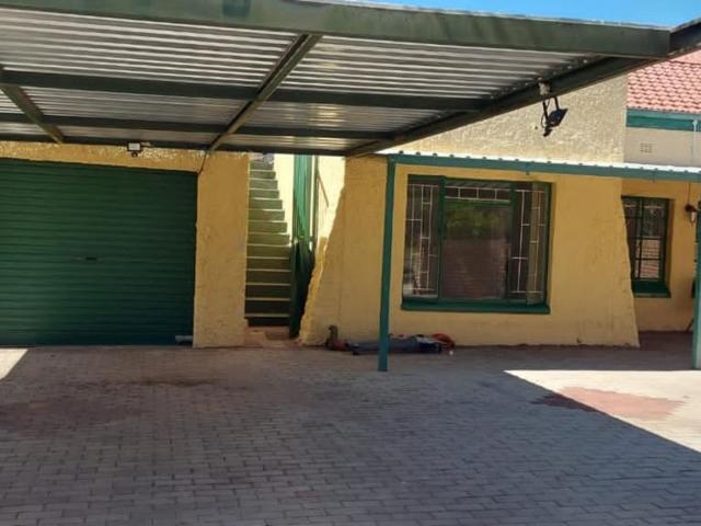 House for sale in Frances Baard, Northern Cape