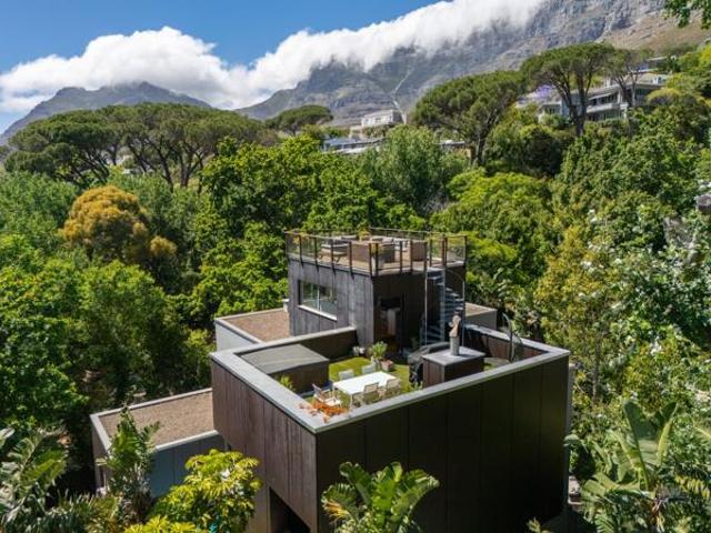 House for sale in Cape Town, Western Cape