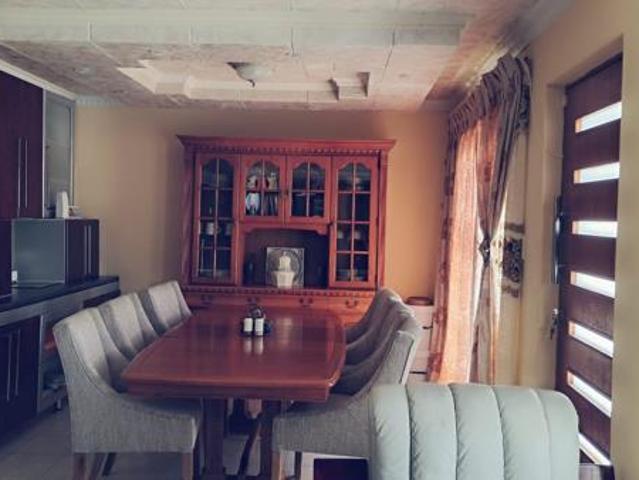 House for sale in Cape Town, Western Cape