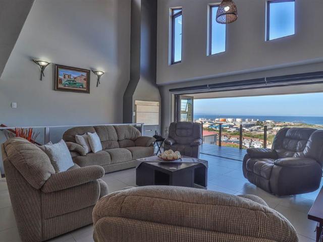 House for sale in Groot Brak Rivier, Western Cape