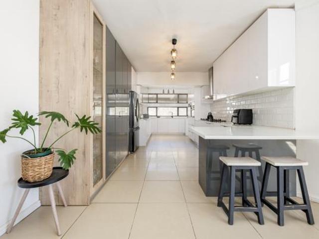 House for sale in Cape Town, Western Cape