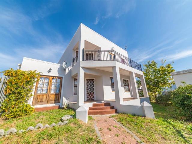 House for sale in Durbanville, Western Cape