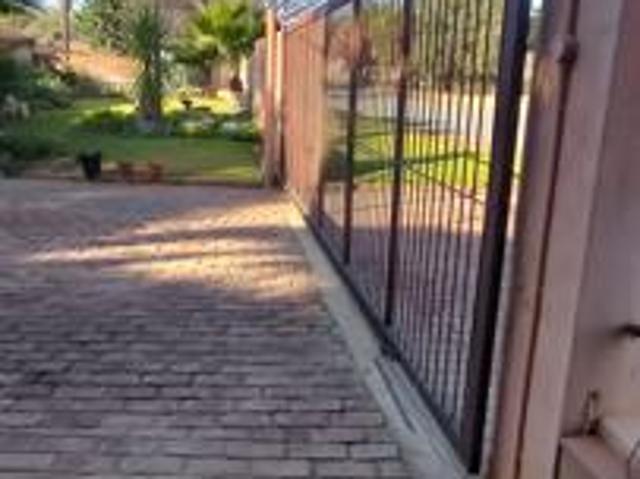 House for sale in Frances Baard, Northern Cape