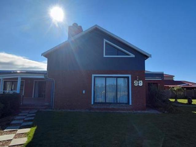 House for sale in Cape St Francis, Eastern Cape