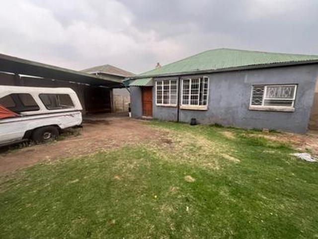 House for sale in Vosloorus, Gauteng