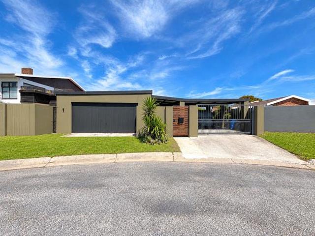 House for sale in Nelson Mandela Bay Ward 18, Nelson Mandela Bay Metropolitan Municipality