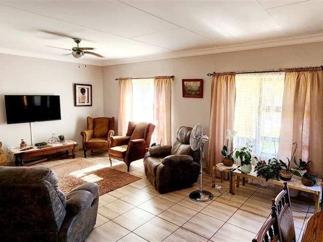 House for sale in Kgalagadi, Northern Cape