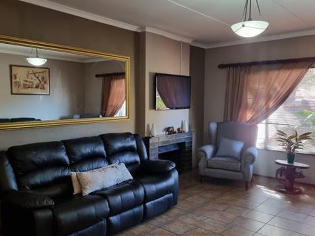 House for sale in Kgalagadi, Northern Cape