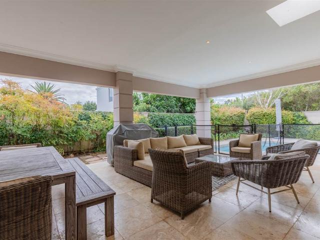 House for sale in Cape Town, Southern Suburbs
